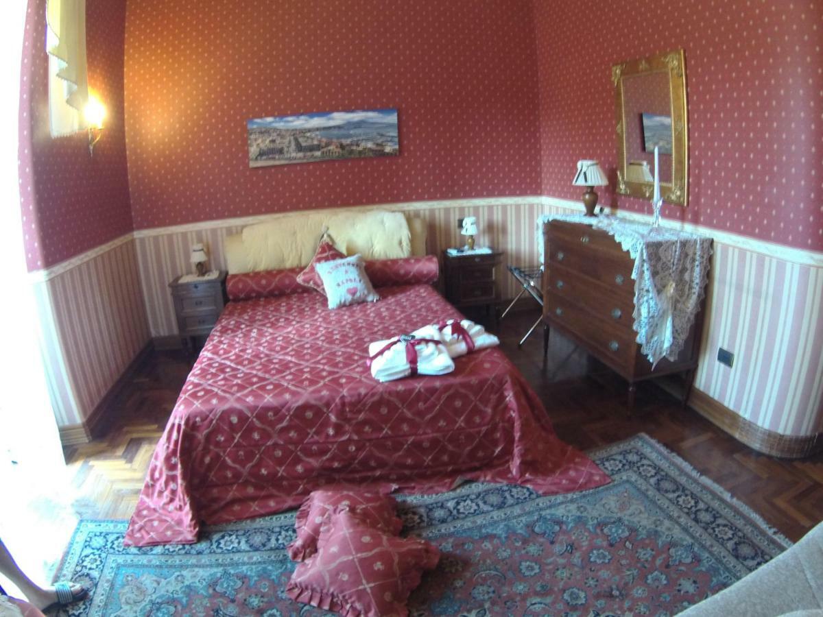 B&B Foria 210 Napoli Esterno foto